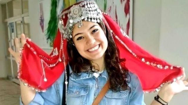 SENAY-AYBUKE-YALCIN-2