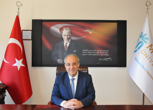 MUNZUR ÜNİVERSİTESİ REKTÖRÜ PROF. DR. KENAN PEKER