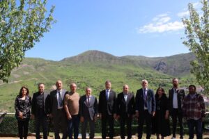 AK PARTİ HEYETİ YILMAZ KILIÇOĞLU-CENGİZ DEMİRKAYA-BÜLENT SÜNER-VATANDAŞLAR-TOPLU FOTOĞRAF