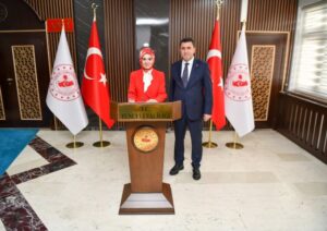 AİLE BAKAN MAHİNUR ÖZDEMİR GÖKTAŞ-TUNCELİ VALİSİ ŞEFİK AYGÖL