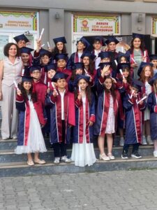 HÜLYA DEMİRPEHLİVAN-KÖRFEZKENT EMLAK KONUT İLKOKULU-MEZUNİYET-20250613