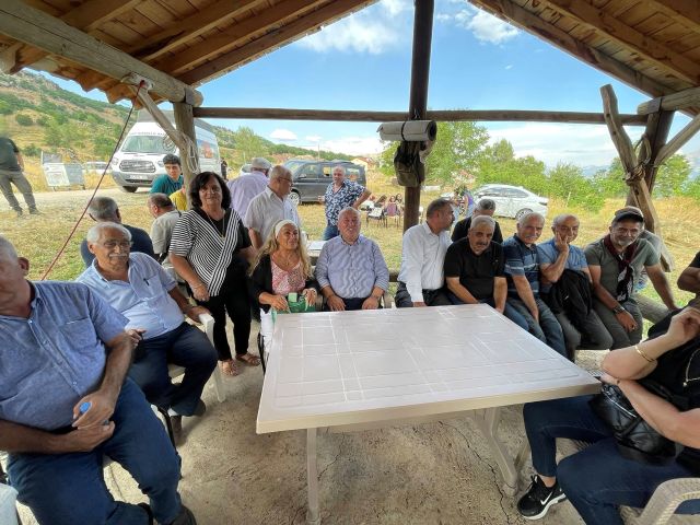 CEMAL ENGİNYURT-DAĞBEK FESTİVALİ-KÖYLÜLERLE -