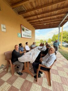 PÜLÜMÜR DEREKÖY KÖYLÜLERİ-MEHMET ANIL ÇOLAK-