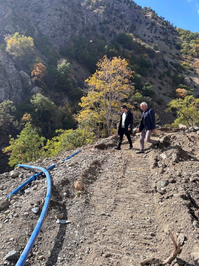 PÜLÜMÜR KAYMAKAMI MEHMET ANIL ÇOLAK-ÜNVEREN MUHTARI MAHMUT AYIK