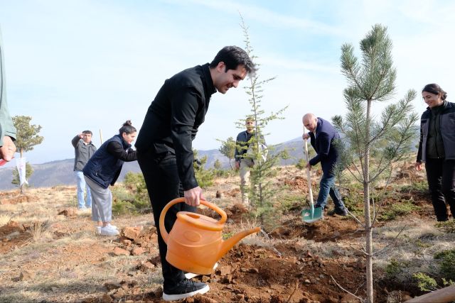 MEHMET ANIL ÇOLAK-MÜSLÜM TOSUN-11 KASIM 2025 AĞAÇ DİKİMİ