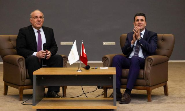 MUNZUR ÜNİVERSİTESİ REKTÖRÜ PROF. DR KENAN PEKER-TUNCELİ VALİSİ ŞEFİK AYGÖL-