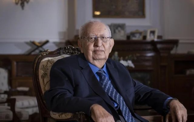 HÜSAMETTİN CİNDORUK-