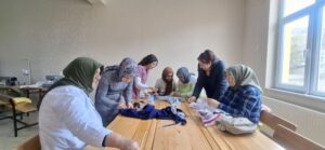 PÜLÜMÜR AİLE MERKEZİ-KADINLAR KURSTA