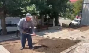 NURİ YILDIZ-CEMAL SÜREYA HEYKELİ ÇALIŞMA